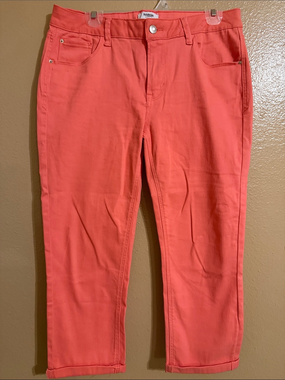 Kensie Coral-Orange Cropped Stretch Jeans